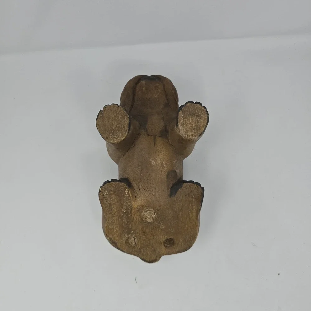 Vintage ARTISAN CRAFTED Hand-Carved Wood Bulldog Figure‎ 7 x 10
